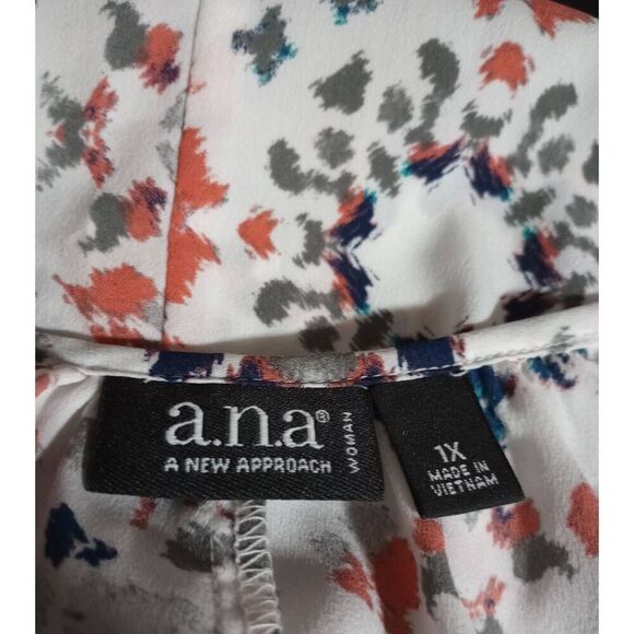 Ladies 1x a.n.a Women's White Patterned Blouse Top Short Sleeve Casual - Picture 5 of 7